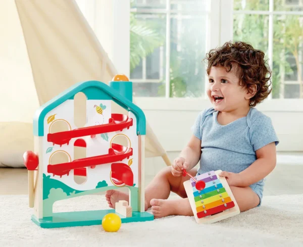 Mi casita musical con xilófono y pelota