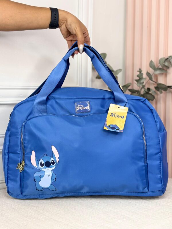 517709823_122145193646750945_6491939346681163347_n Maletín Disney Stitch azul
