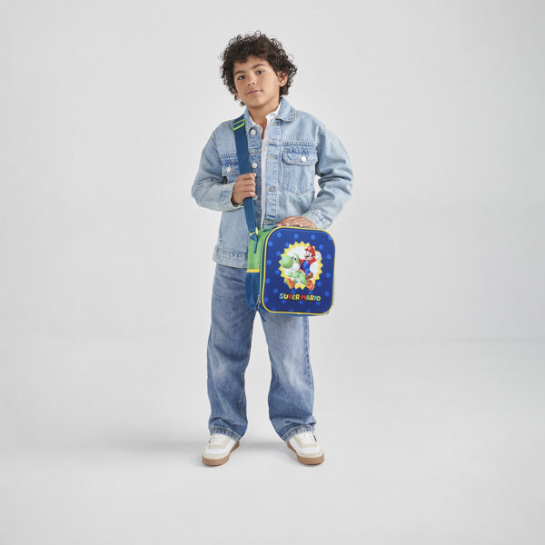 MB70627-9_10 Lonchera Chenson Mario & Yoshi