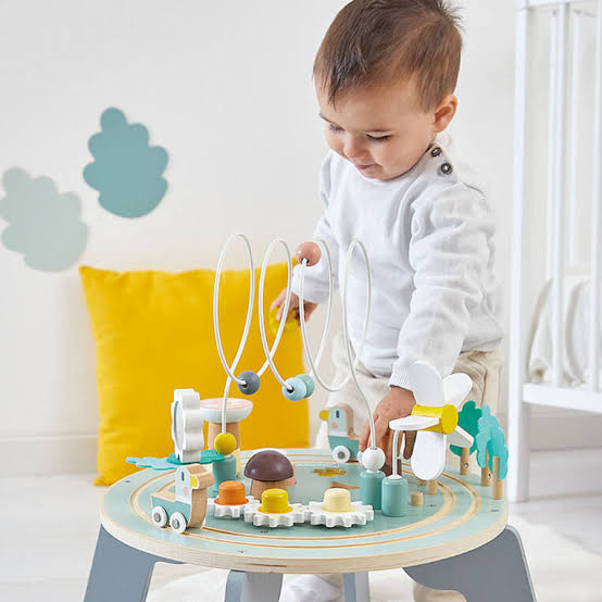 Mesa de actividades Sweet garden Janod (altura ajustable)